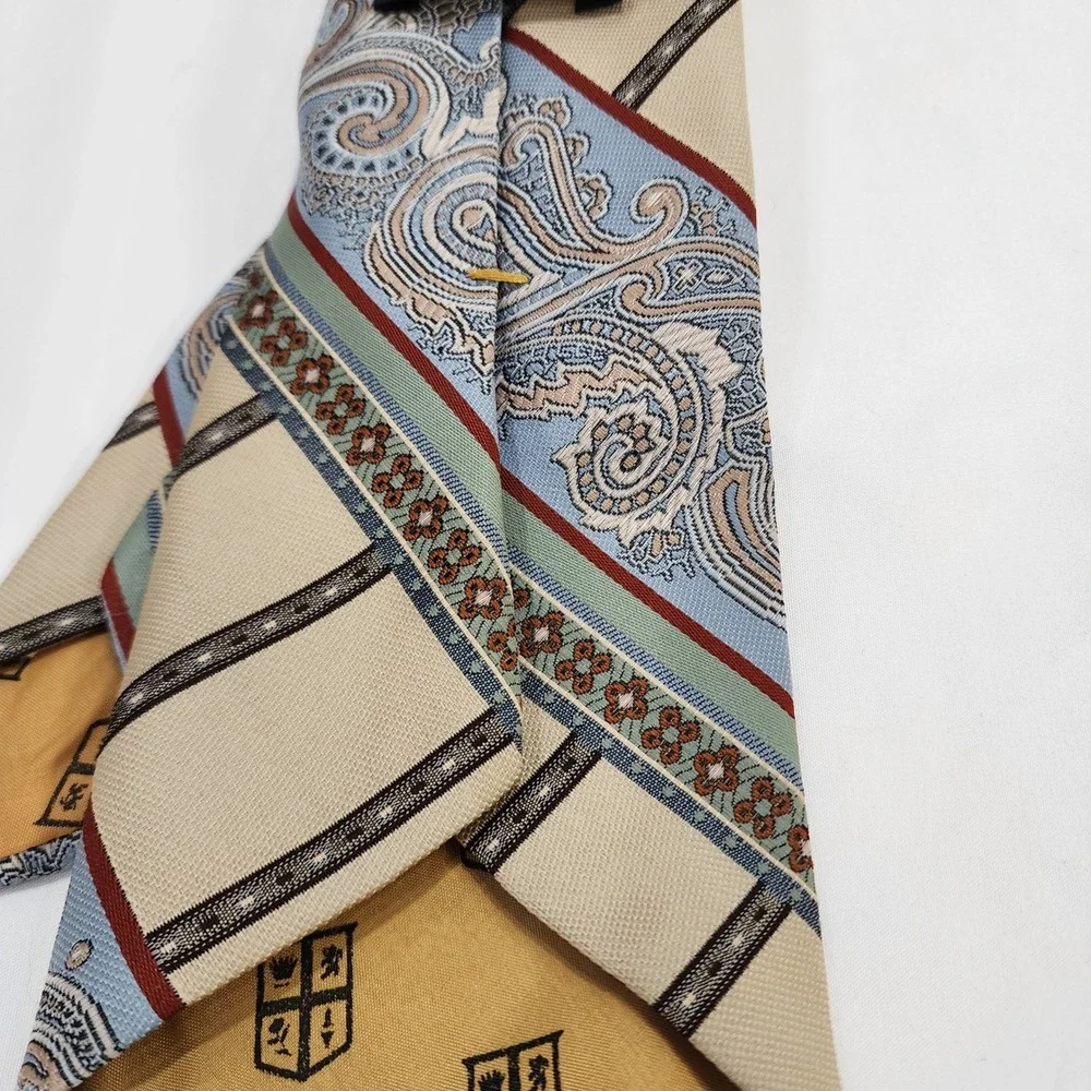 Vintage Danbury Mens Tie Paisley Geometric Tan Blue Burgundy WPL 6141 Polyester
